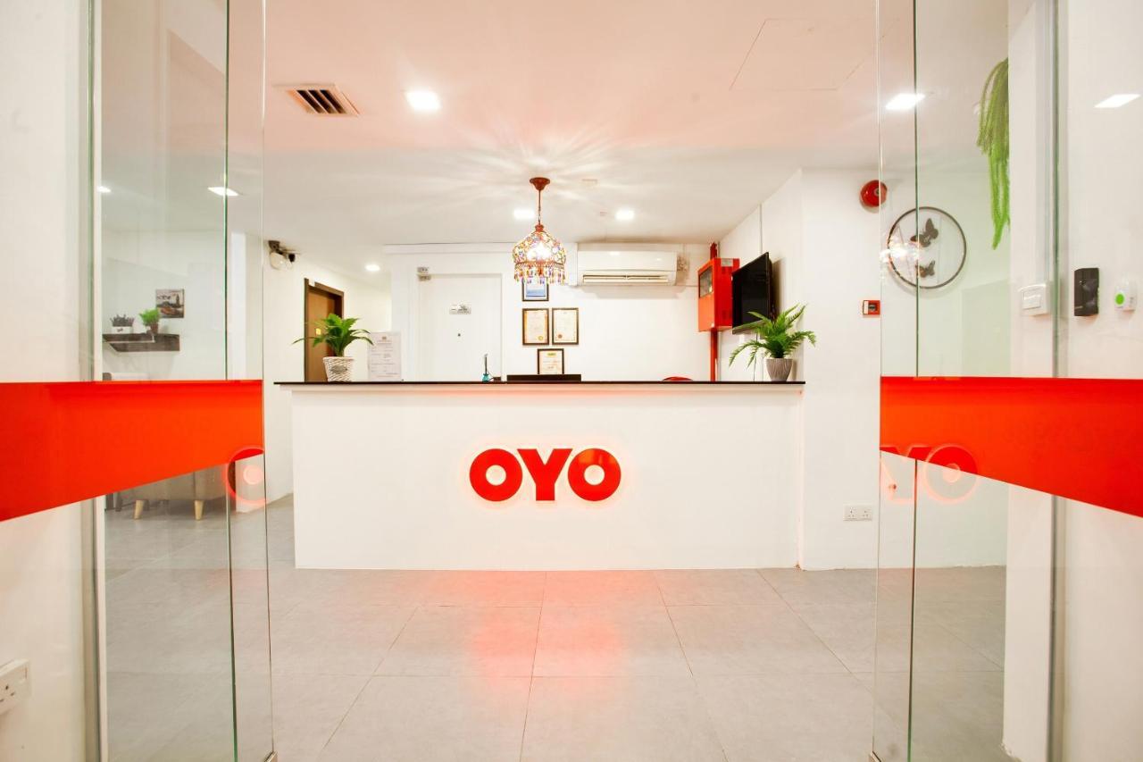 Oyo 89631 988 Hotel Johor Bahru Eksteriør bilde