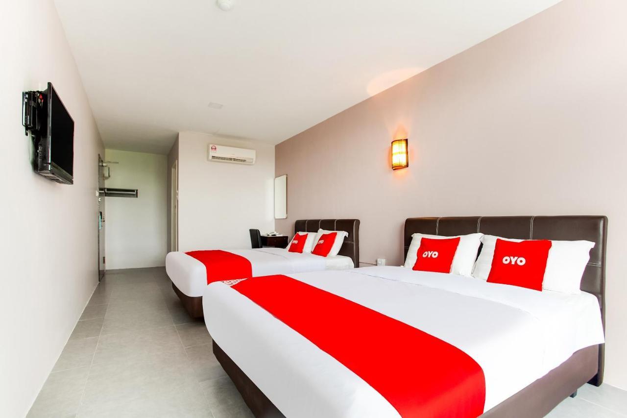 Oyo 89631 988 Hotel Johor Bahru Eksteriør bilde