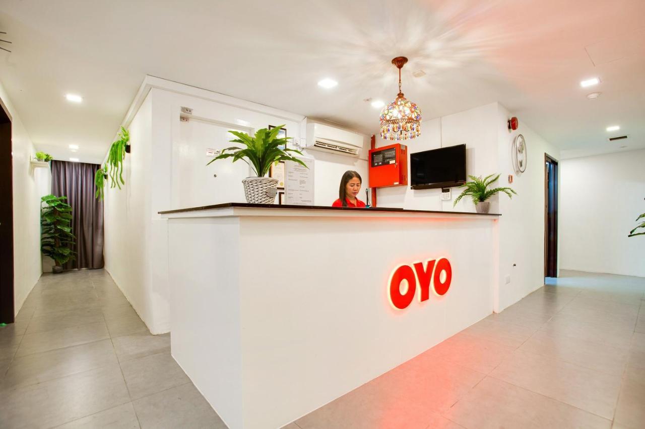 Oyo 89631 988 Hotel Johor Bahru Eksteriør bilde
